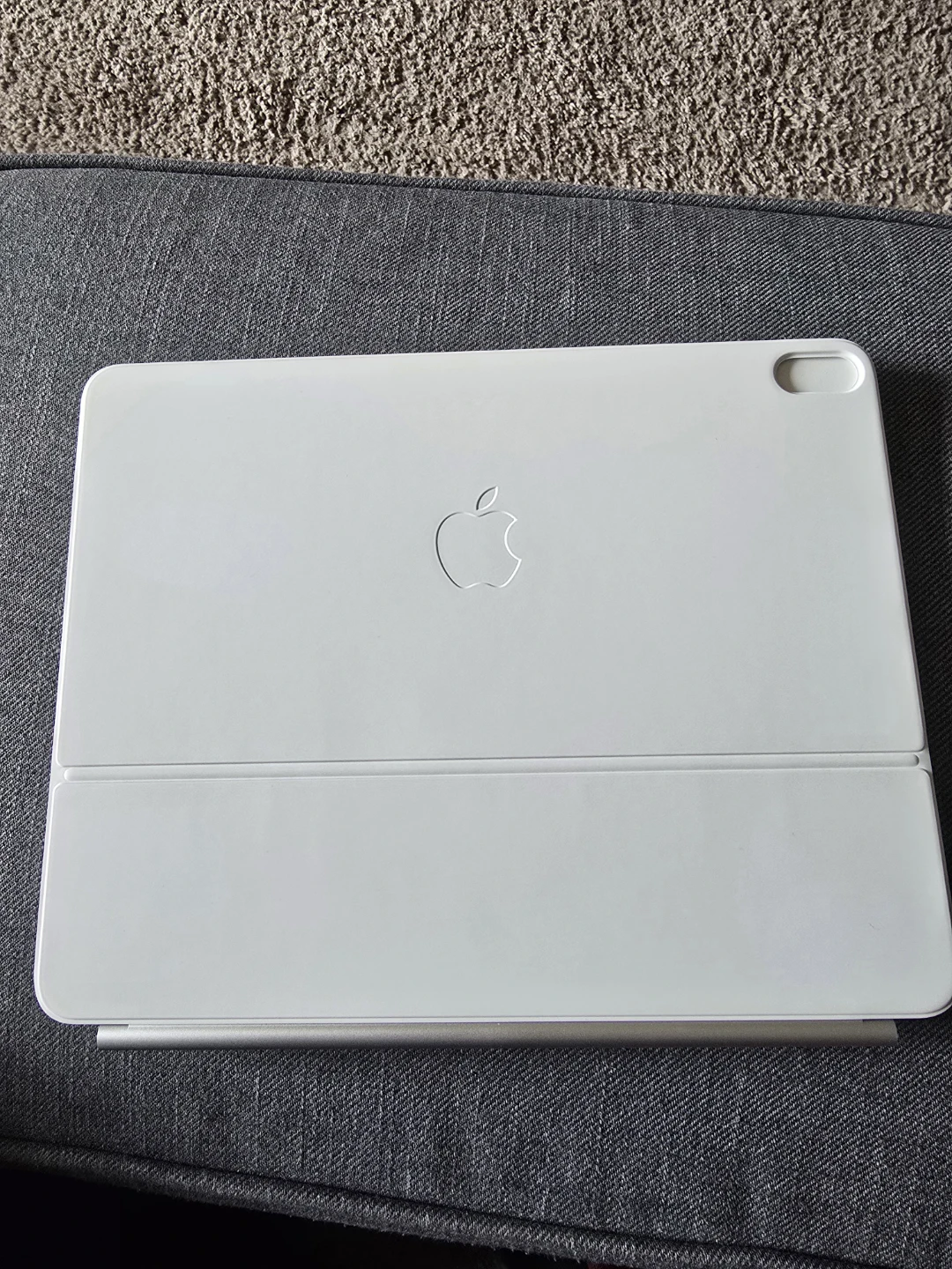 Apple Magic Keyboard for iPad Air 13-inch (M4, M3 and M2) - photo 4