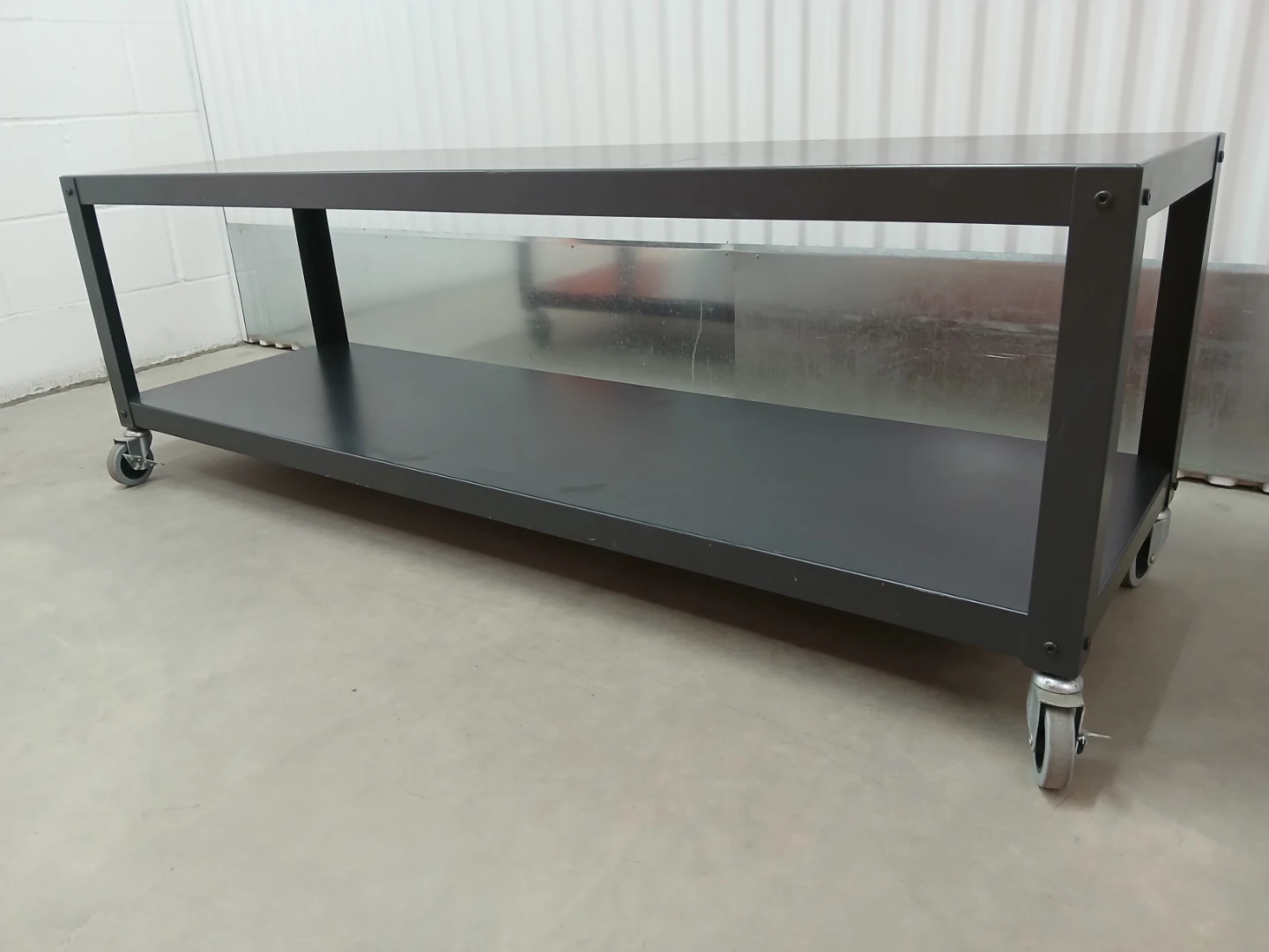 Two-Tiered Metal Table with Wheels - photo 4