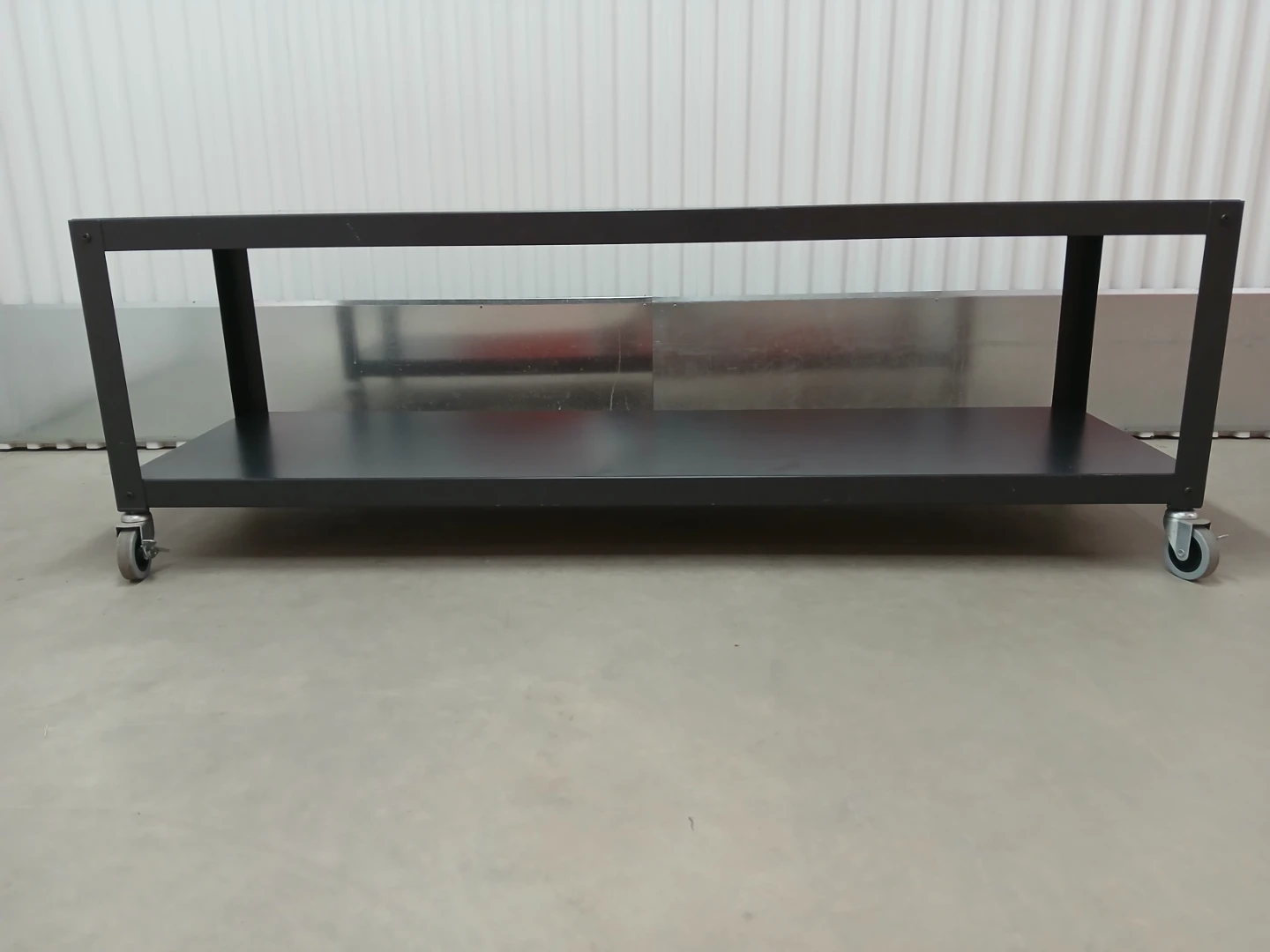Two-Tiered Metal Table with Wheels - photo 5