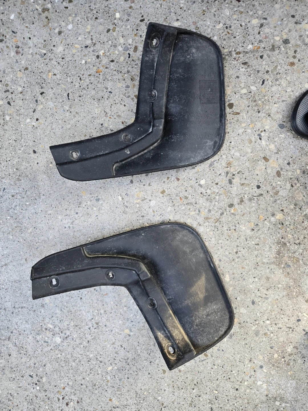 2014 VW Jetta Rear Mud Flaps - photo 2