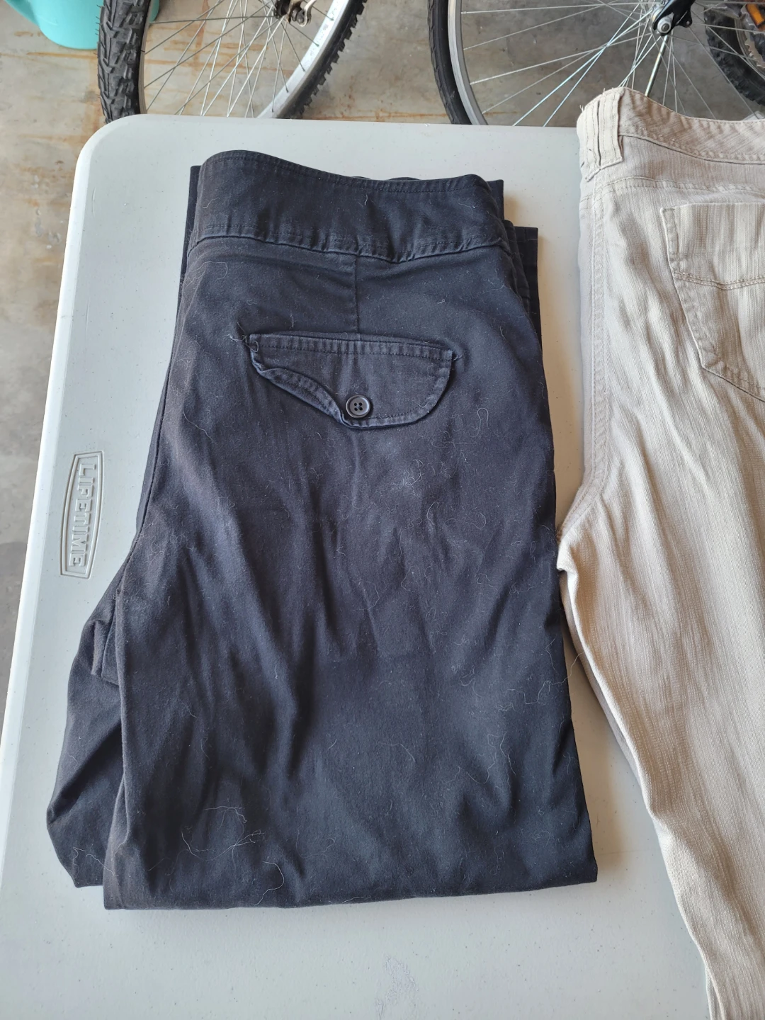 Four Pairs of Women's Pants all size 12 - photo 2