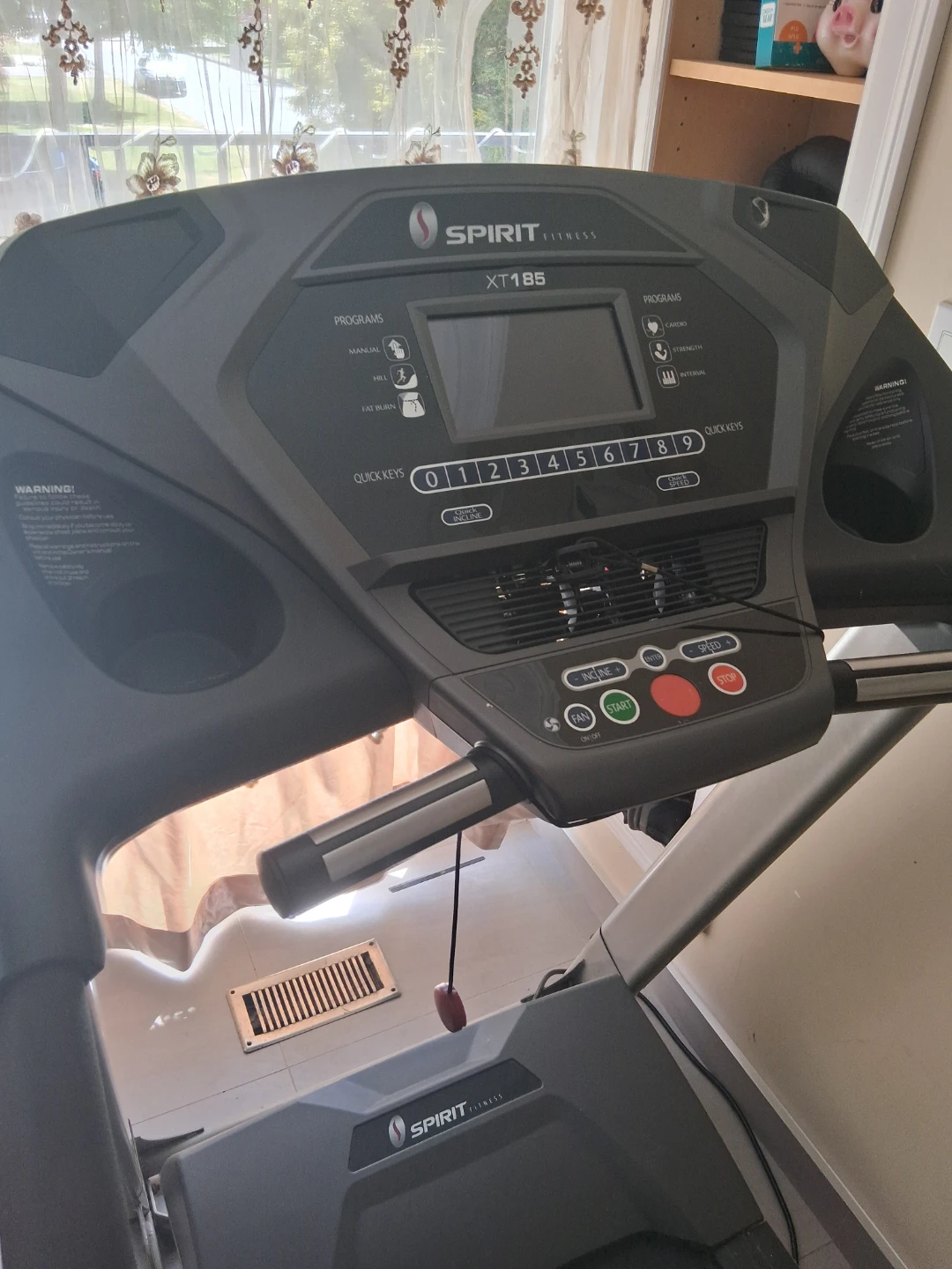 SPIRIT XT185 Heavy Duty Treadmill - photo 2