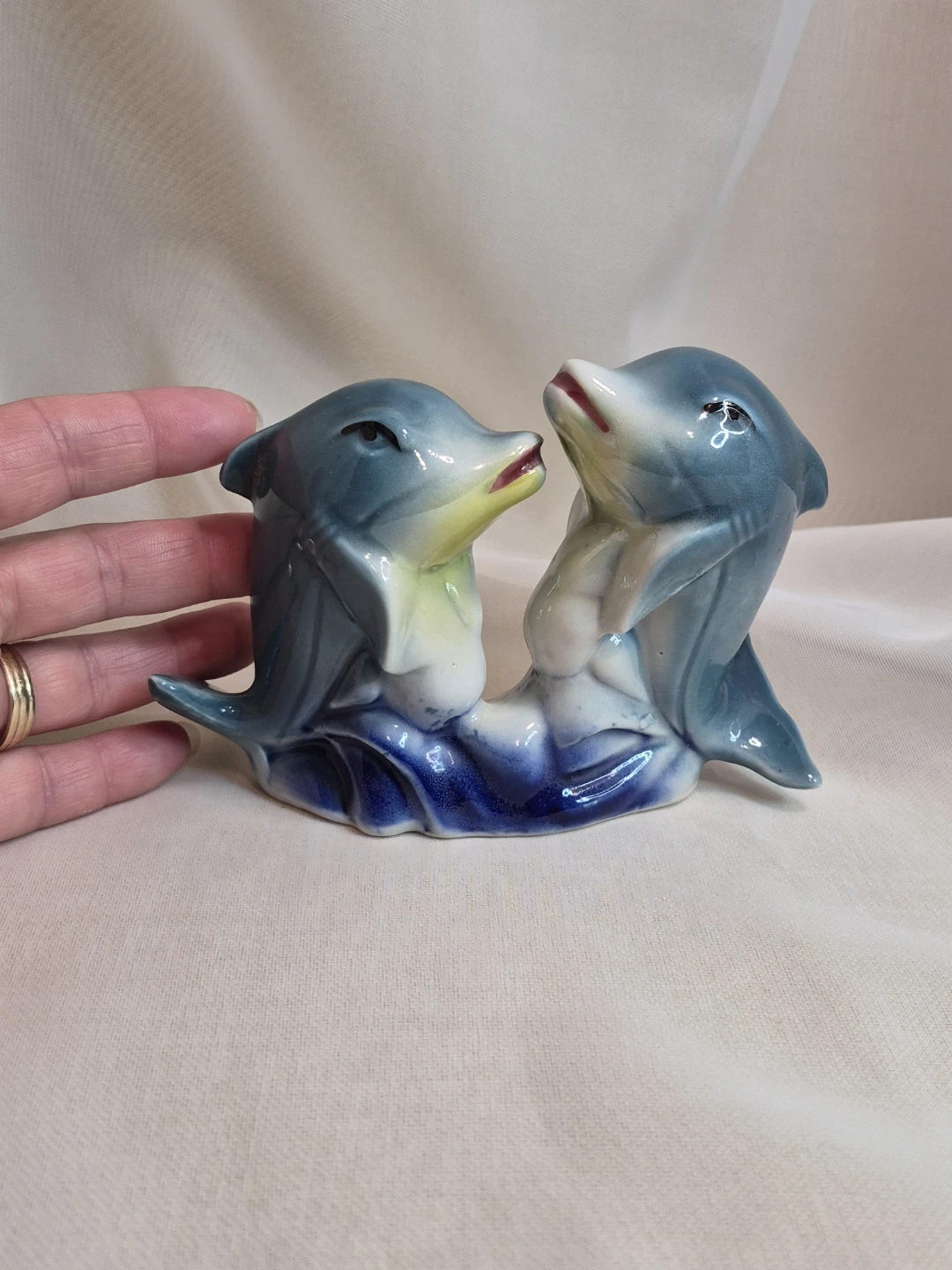 So Cute Porcelain Dolphins Figurine 5 1/2" x 4" - Brazil - photo 5