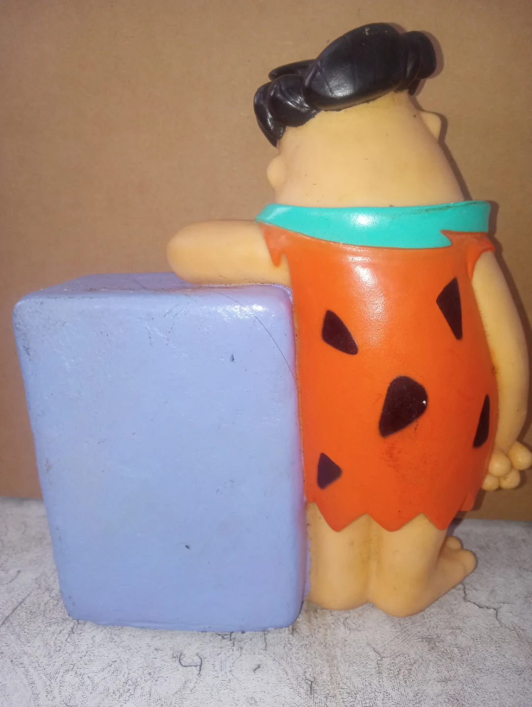 The Flintstones Vintage 1992 Fred Flintstone Bank with Safe - photo 2