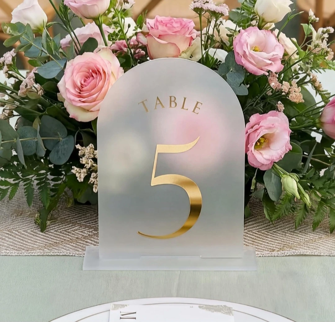 Table Numbers (Gold and White)