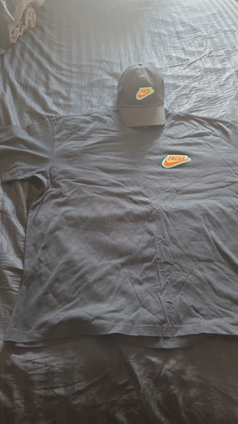 Nike "Freak" T-Shirt and Hat