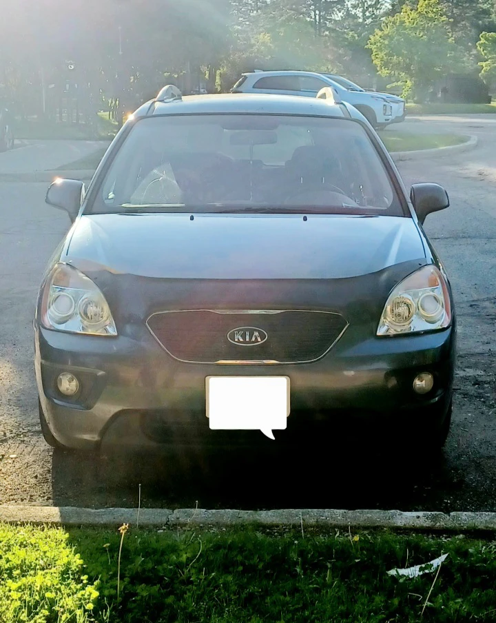 2012 Kia Rondo EX