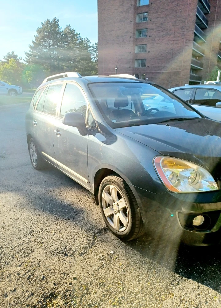 2012 Kia Rondo EX - photo 4