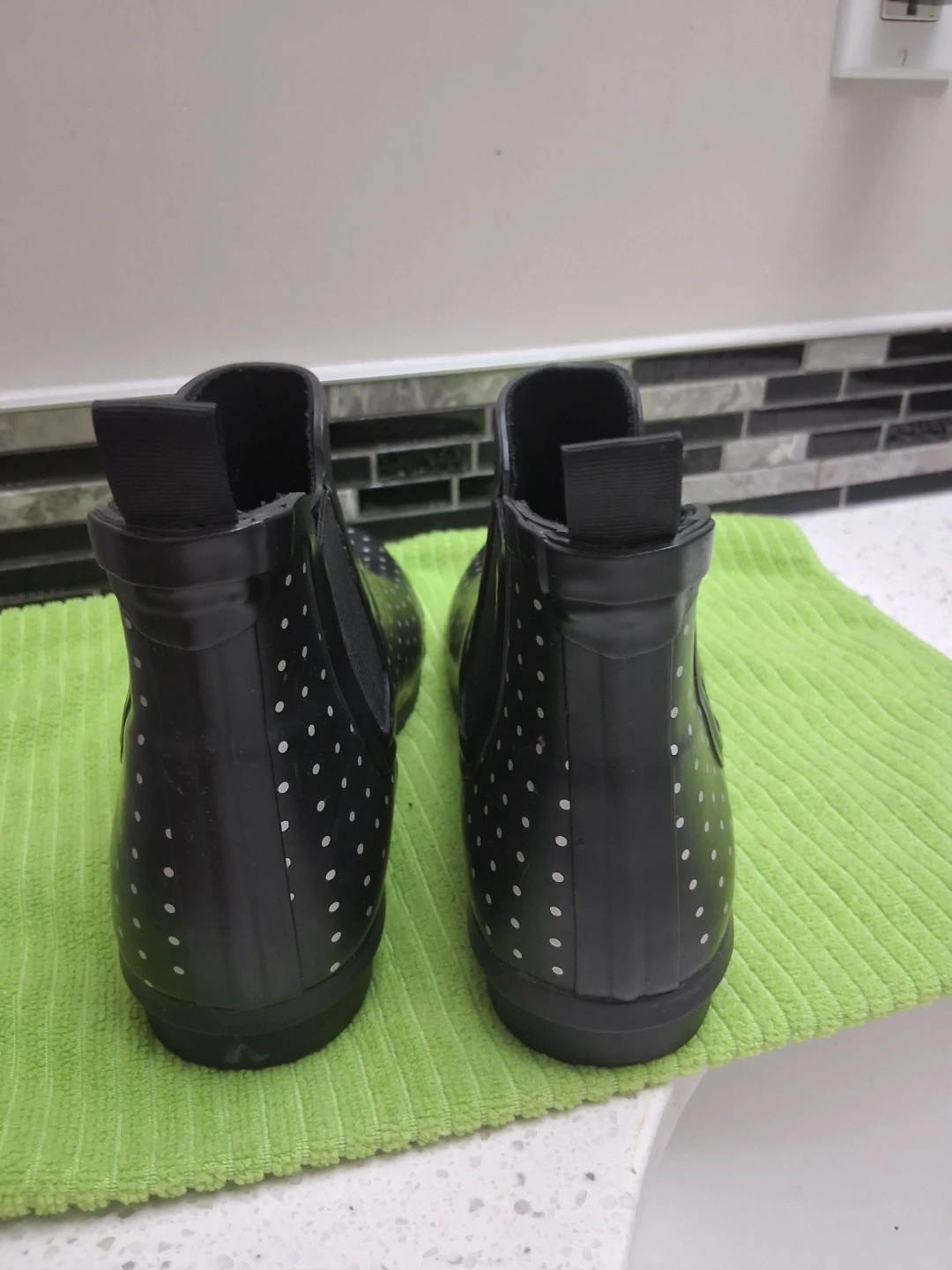 Cougar Polka Dot Rain Boots - photo 3