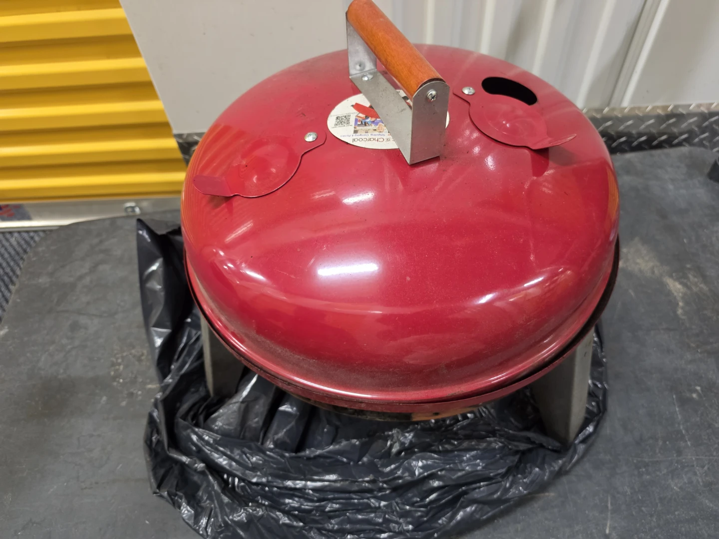 Red Charcoal Grill - photo 3