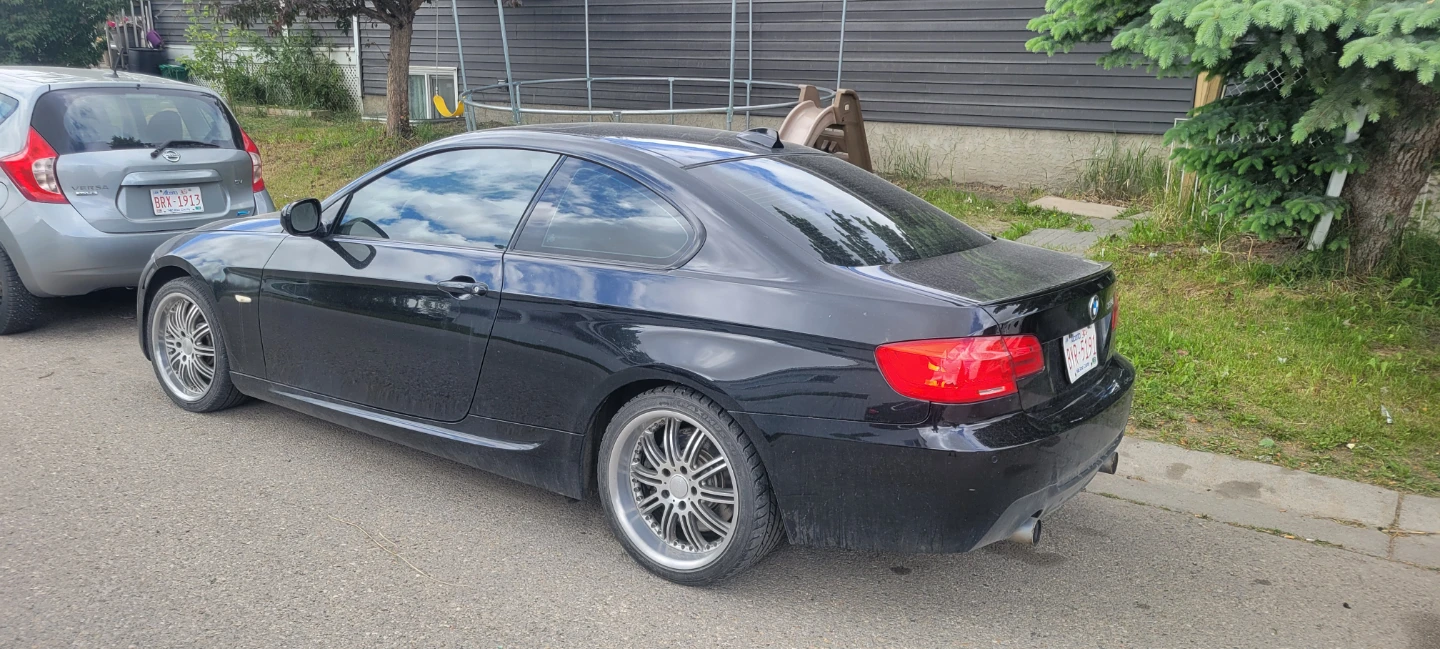 Black BMW 3 Series Coupe
