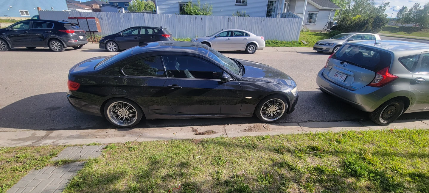 Black BMW 3 Series Coupe - photo 2