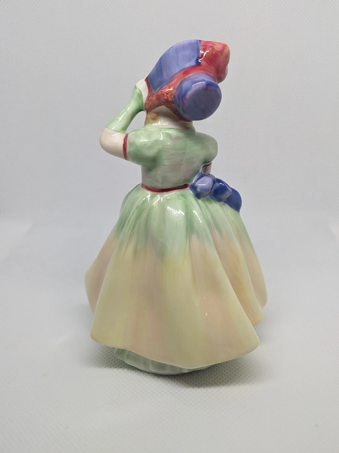 Royal Doulton "Babie" Vintage Figure - photo 3