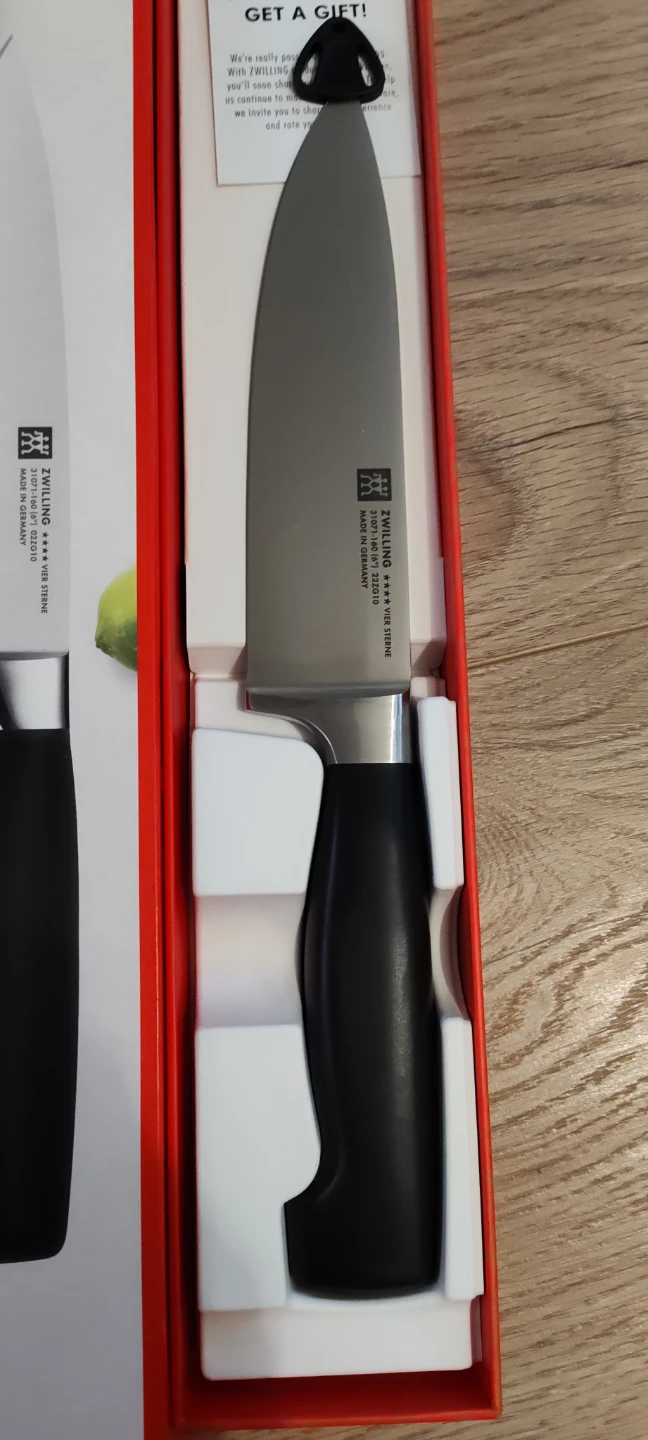 Zwilling Four Star Chef's Knife - 6 inch - photo 2