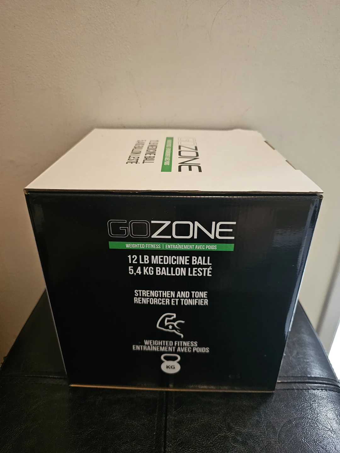 GOZONE 12 lbs./5.4 kg. Medicine Ball - photo 2