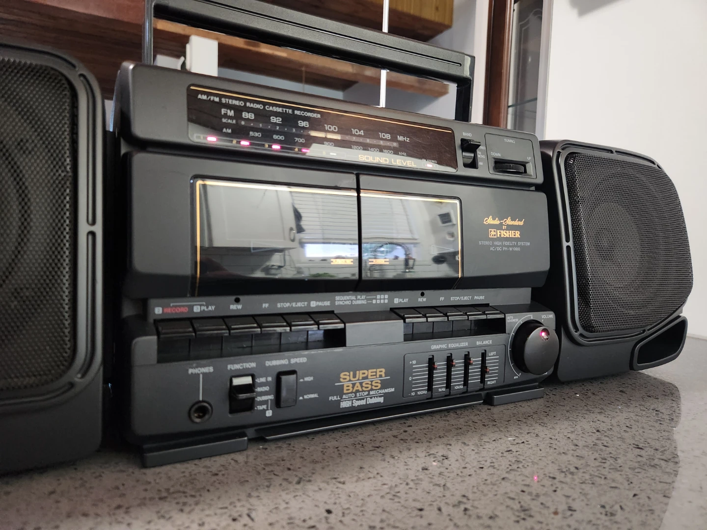Fisher Radio Cassette Recorder Boombox - photo 4