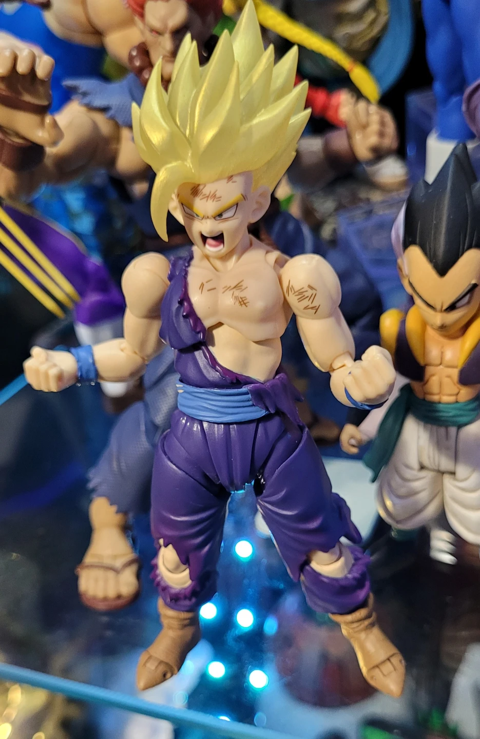 Sh figuarts sdcc ssj 2 gohan - photo 2