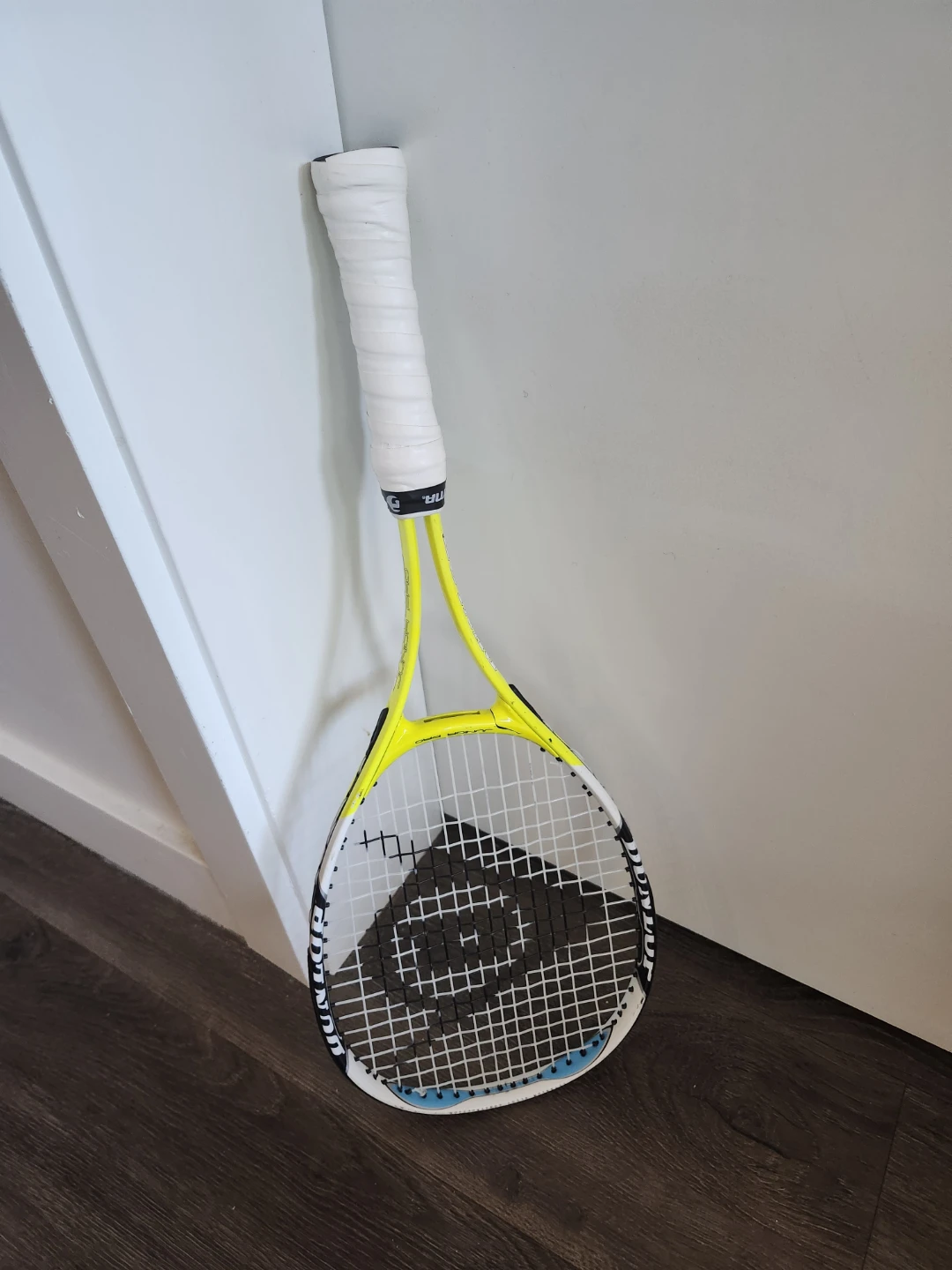 Dunlop Junior Pro Tennis Racquet - ⚽️