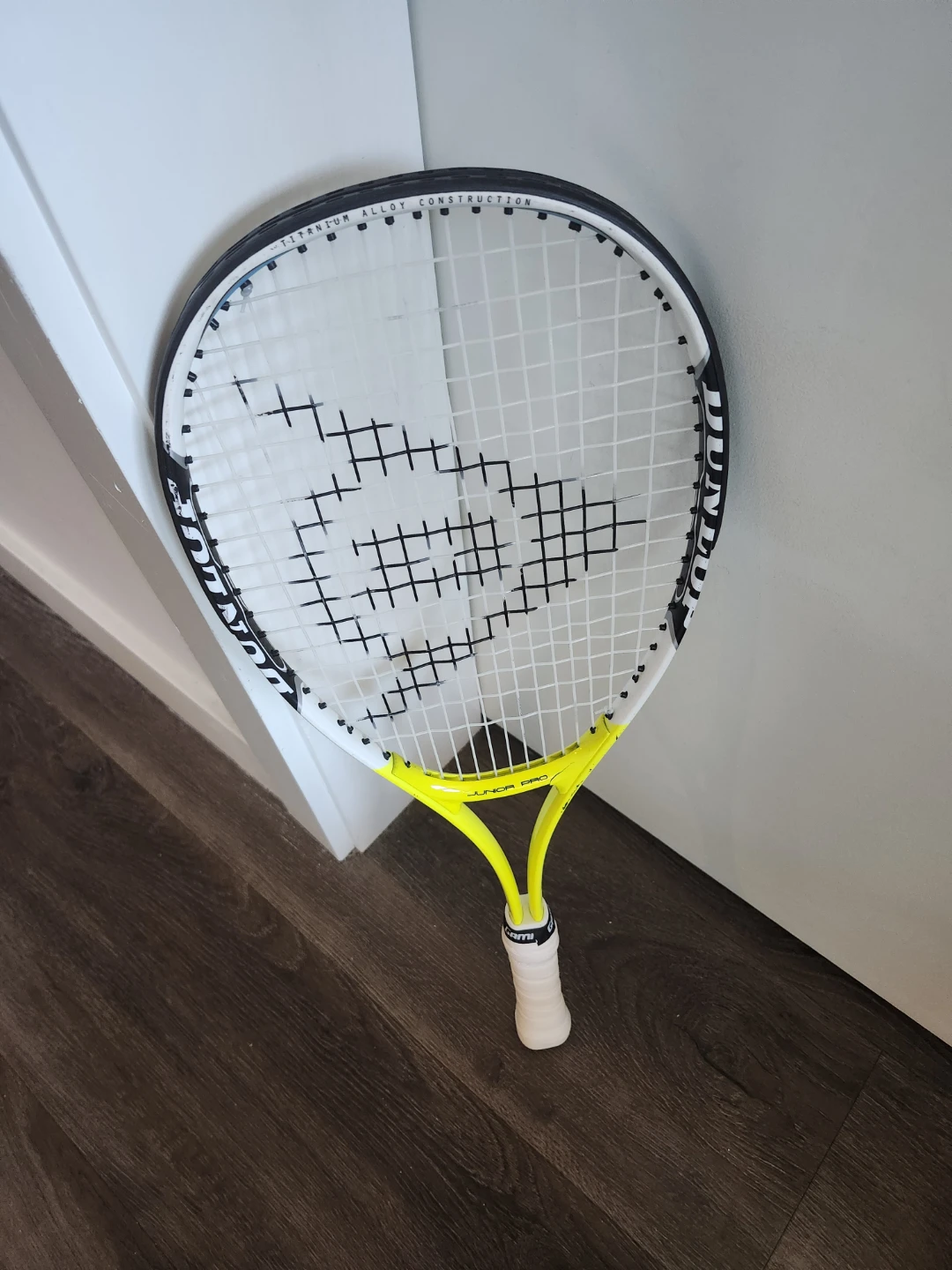 Dunlop Junior Pro Tennis Racquet - ⚽️ - photo 2