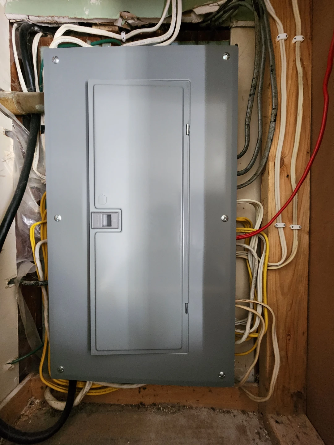 Square D Electrical Panel - photo 2