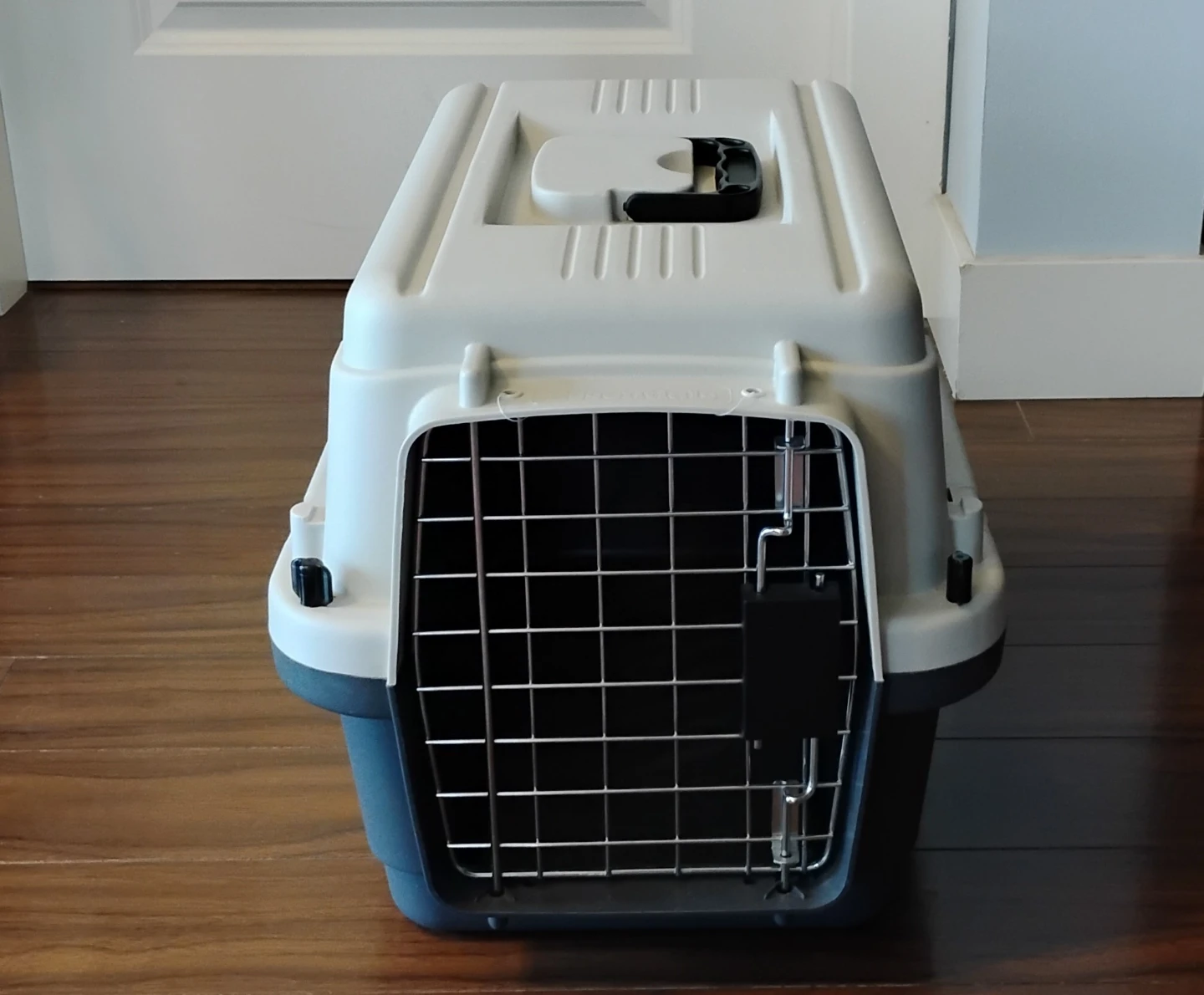 Hard Shell Pet Carrier