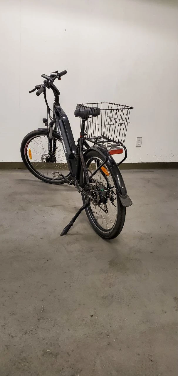 VOLTBIKE Elegant Electric Bike with Basket