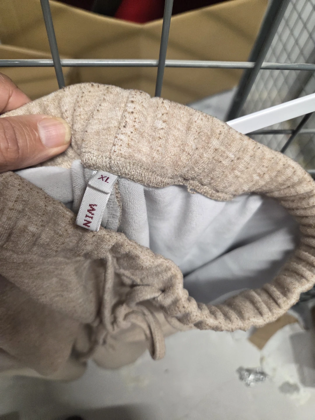 WIN XL Beige Sweatpants - photo 4