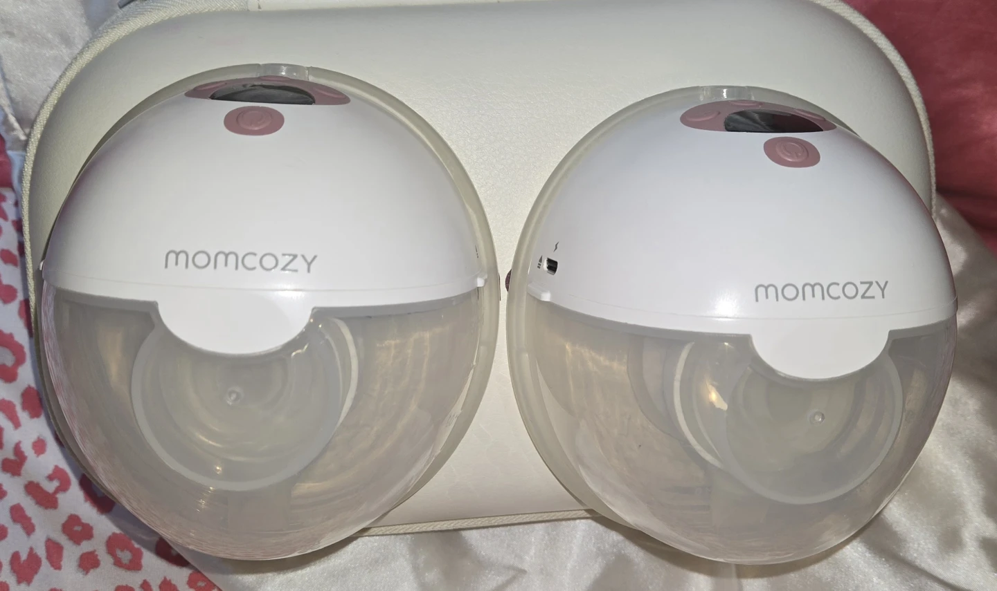 Momcozy, Munchkin & Bonus Items Bundle!!! *GENTLY USED!*