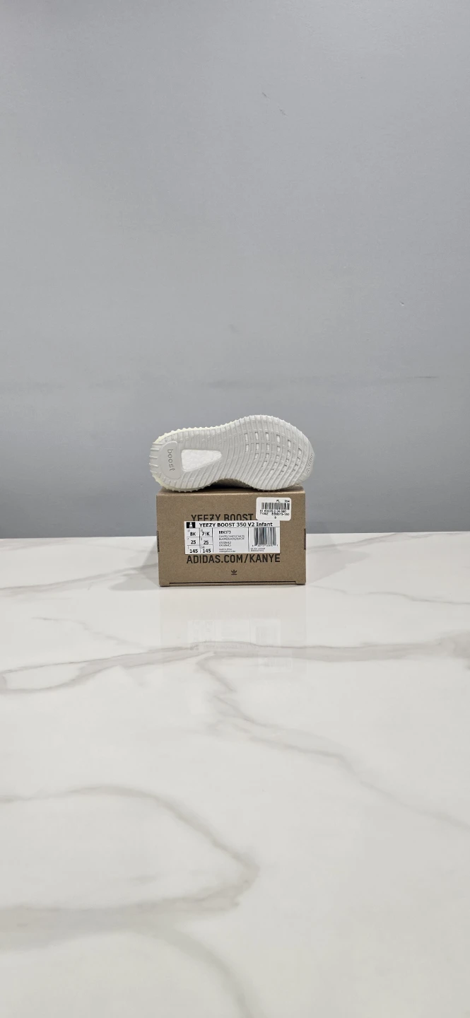 Adidas Yeezy V2 cream white infant Size 8K - photo 5