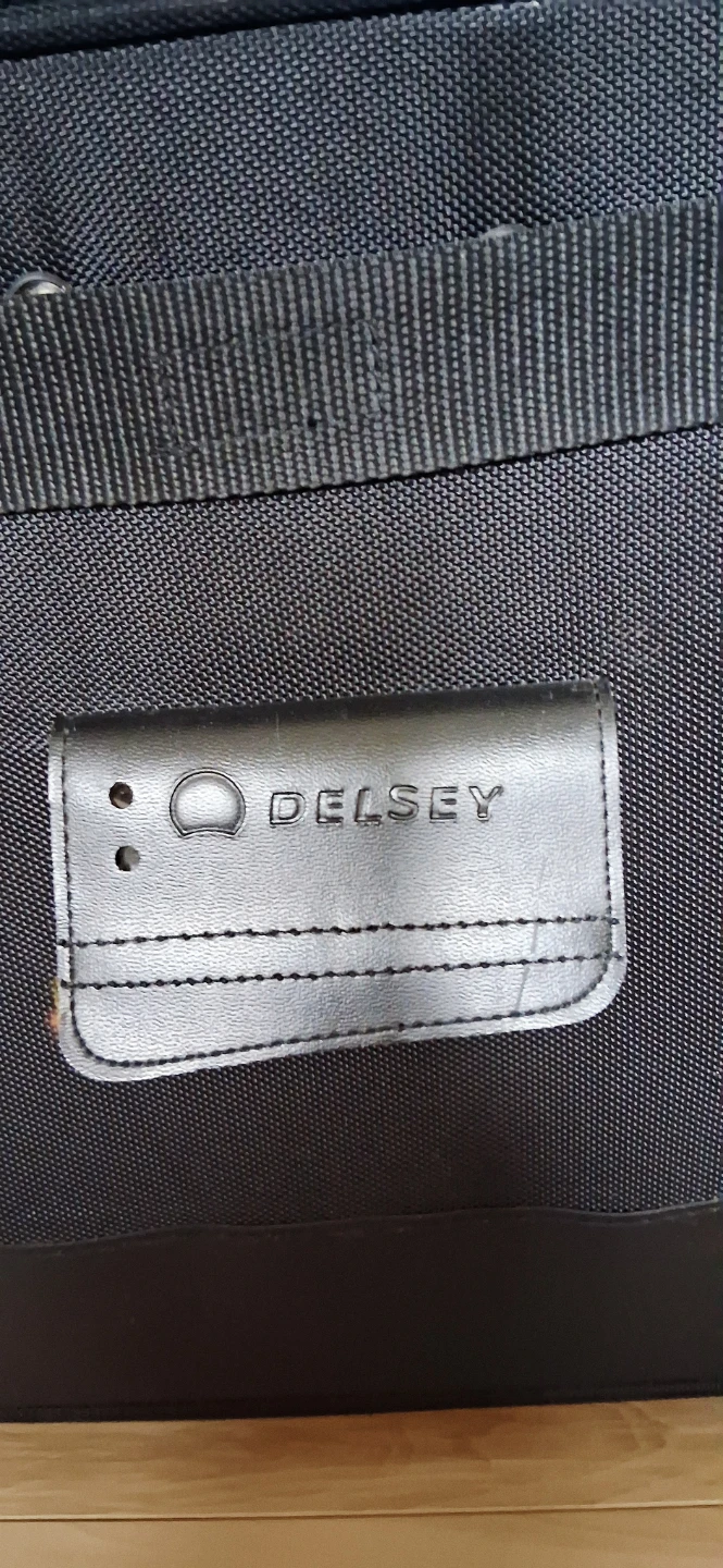 Delsey Black Rolling Carry-On Luggage - photo 5