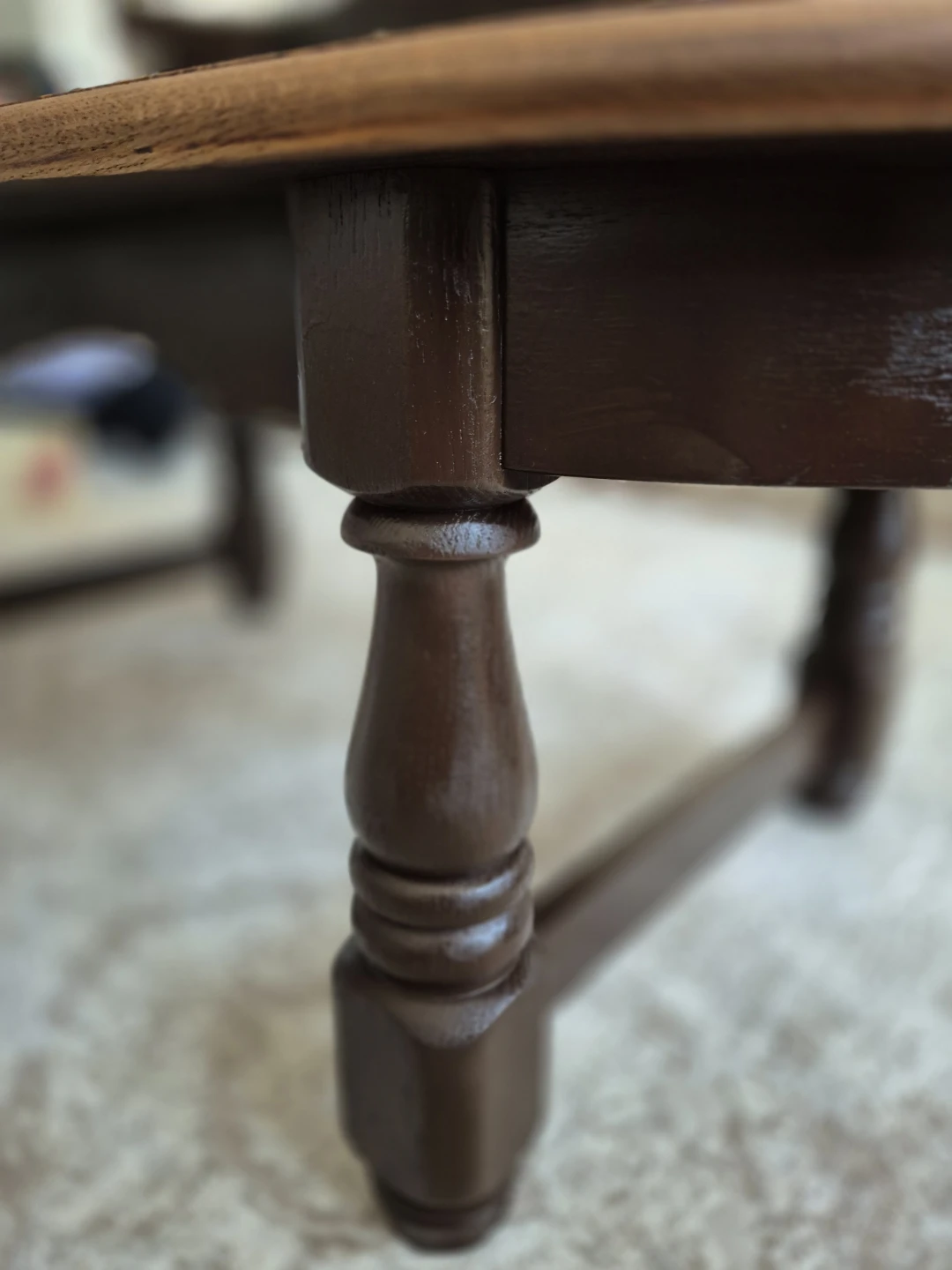 Oval Wood Coffee Table - photo 4