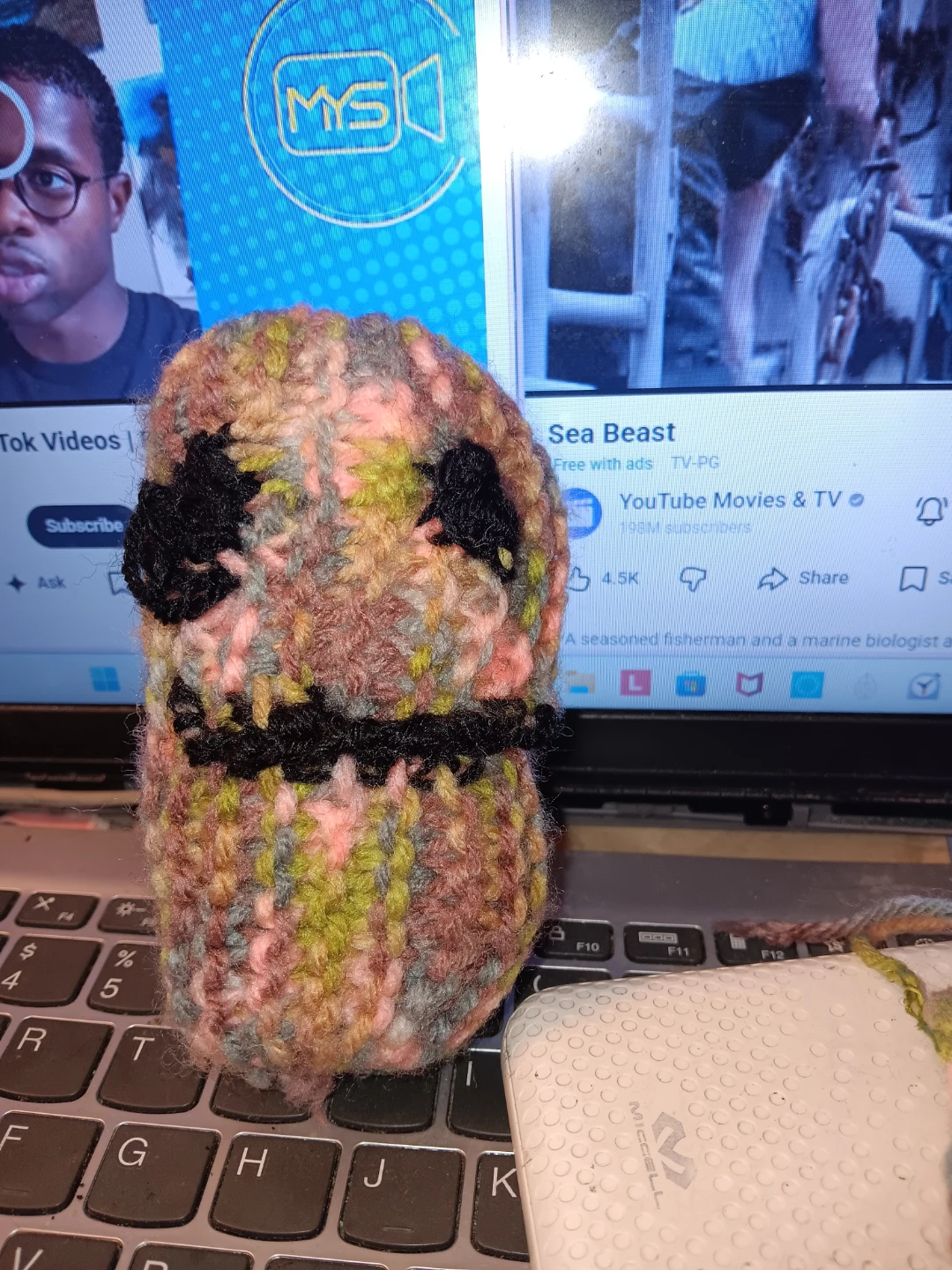 Handmade Crochet Character - photo 3