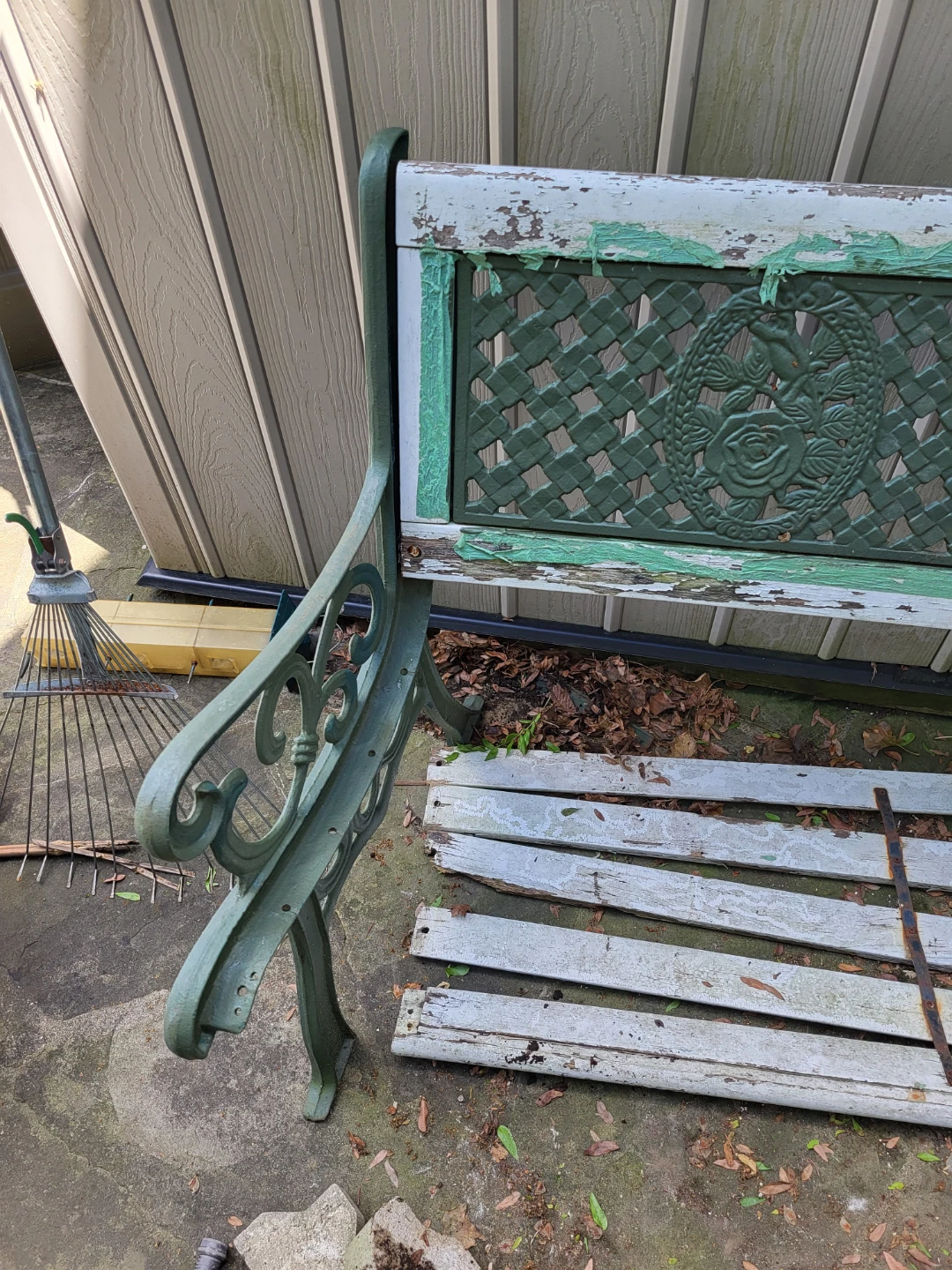 Green Cast Iron Garden Bench - photo 2