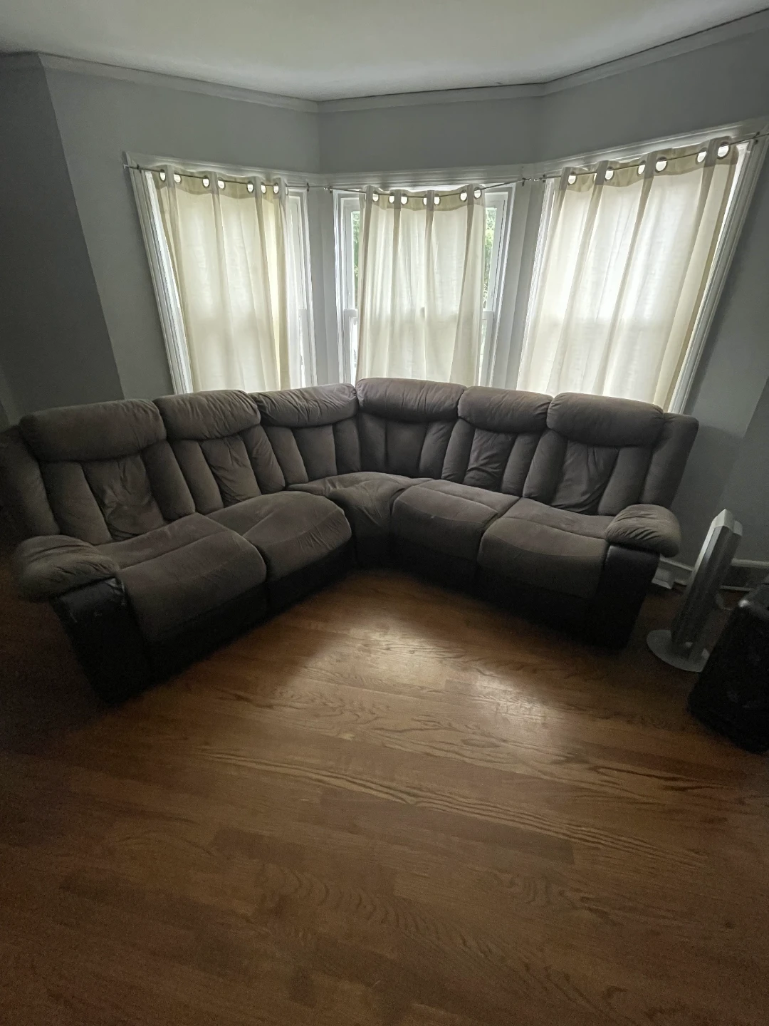 Brown 3 piece Sectional Reclining Sofa