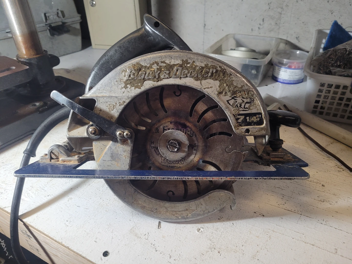 Black & Decker 7 1/4" Circular Saw