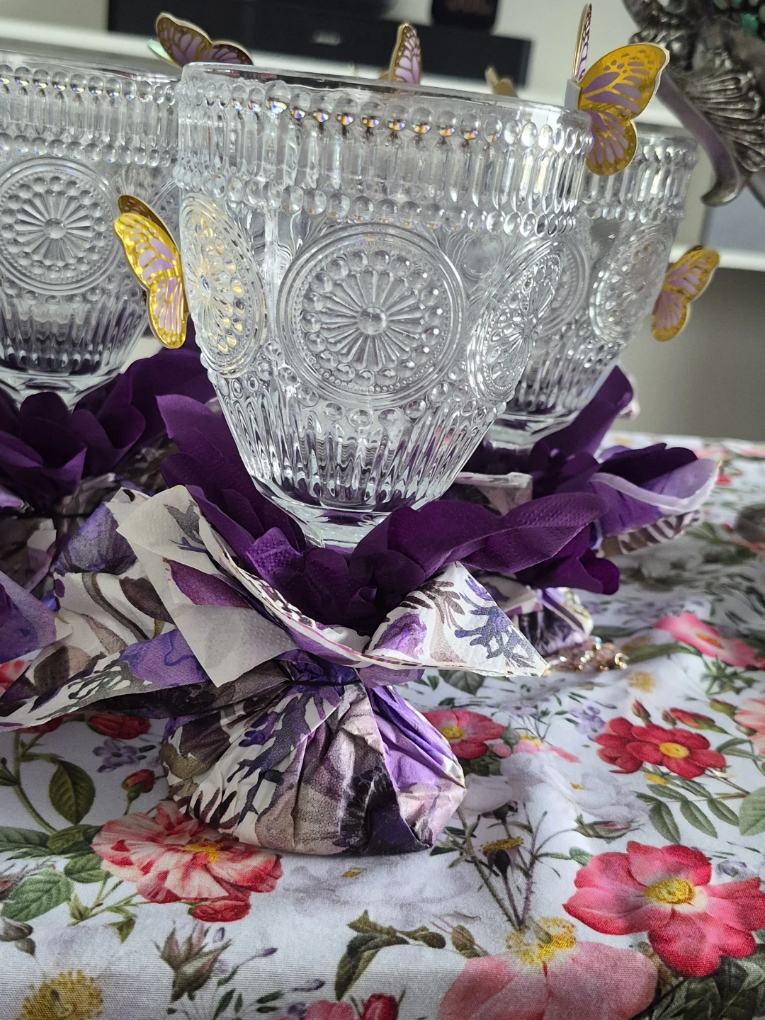 Set of 10 Decorative Glass Votive Holders with Butterflies
