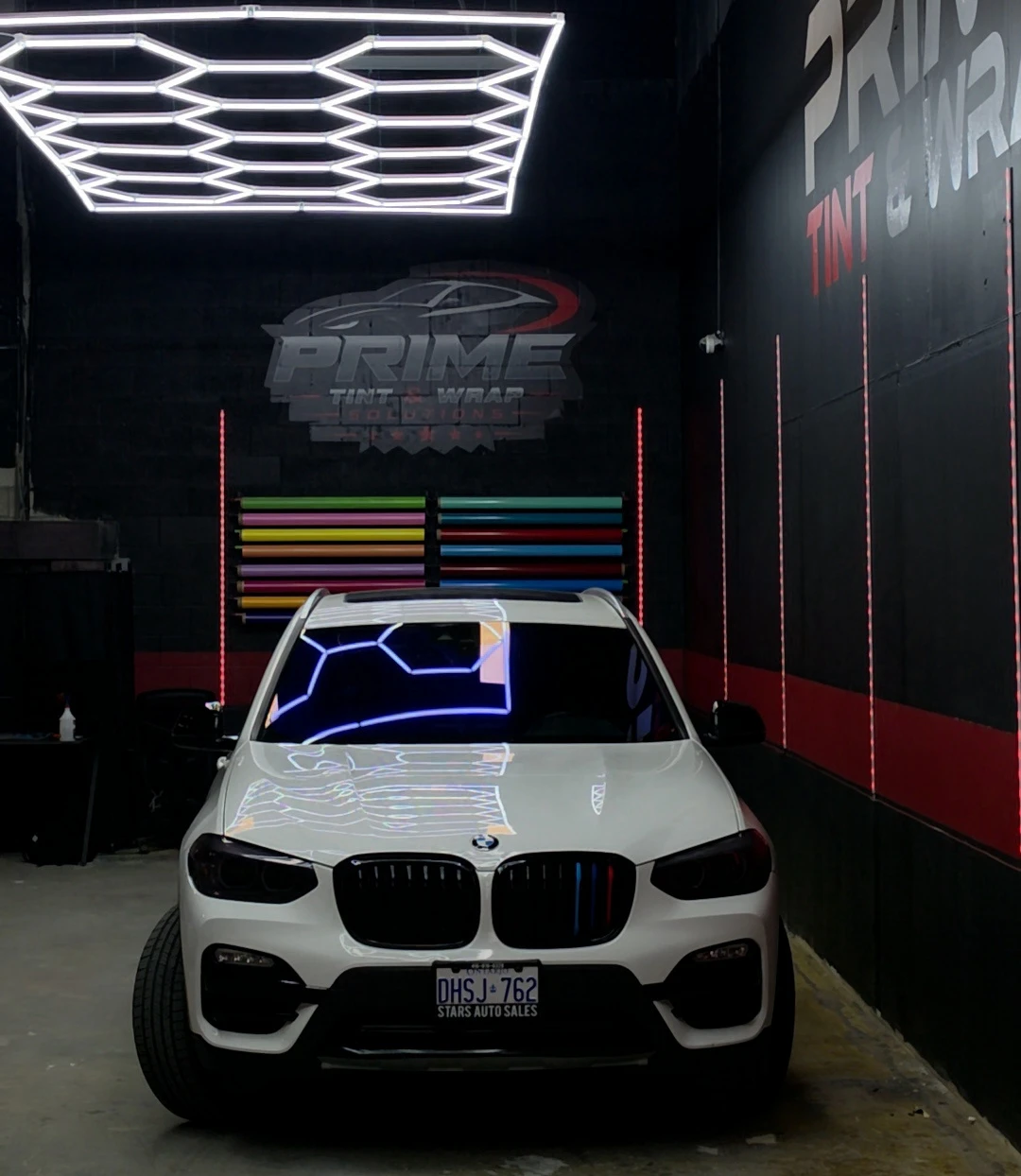 CERAMIC WINDOW TINTING AND VINAL WRAP - photo 4