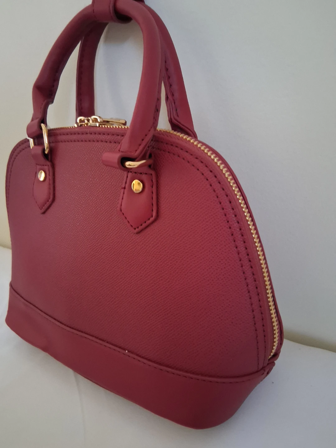 NEW RED SATCHEL HANDBAG - photo 4