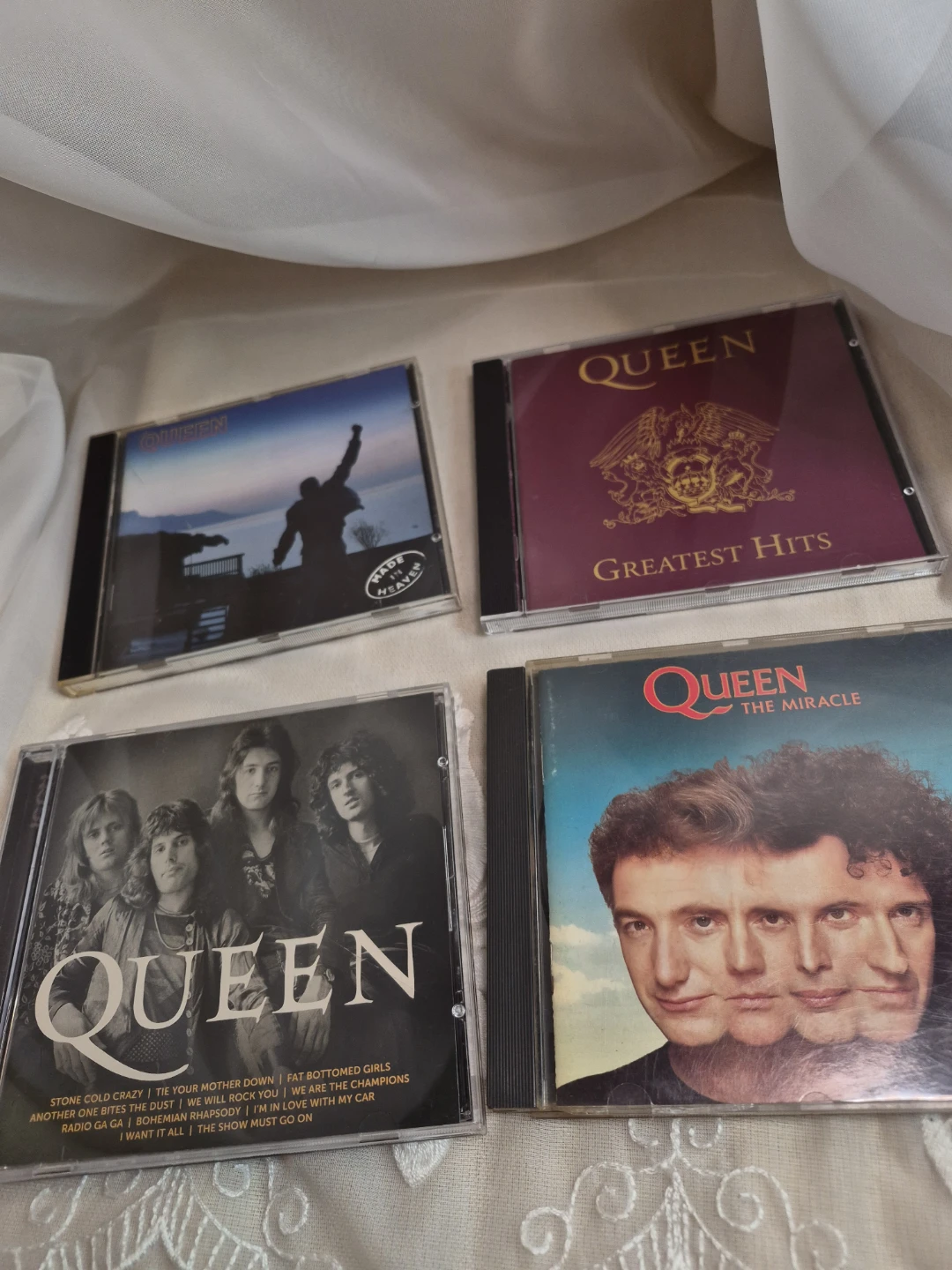 Lot of 4 Vintage Queen CDs Excellent Used Condition