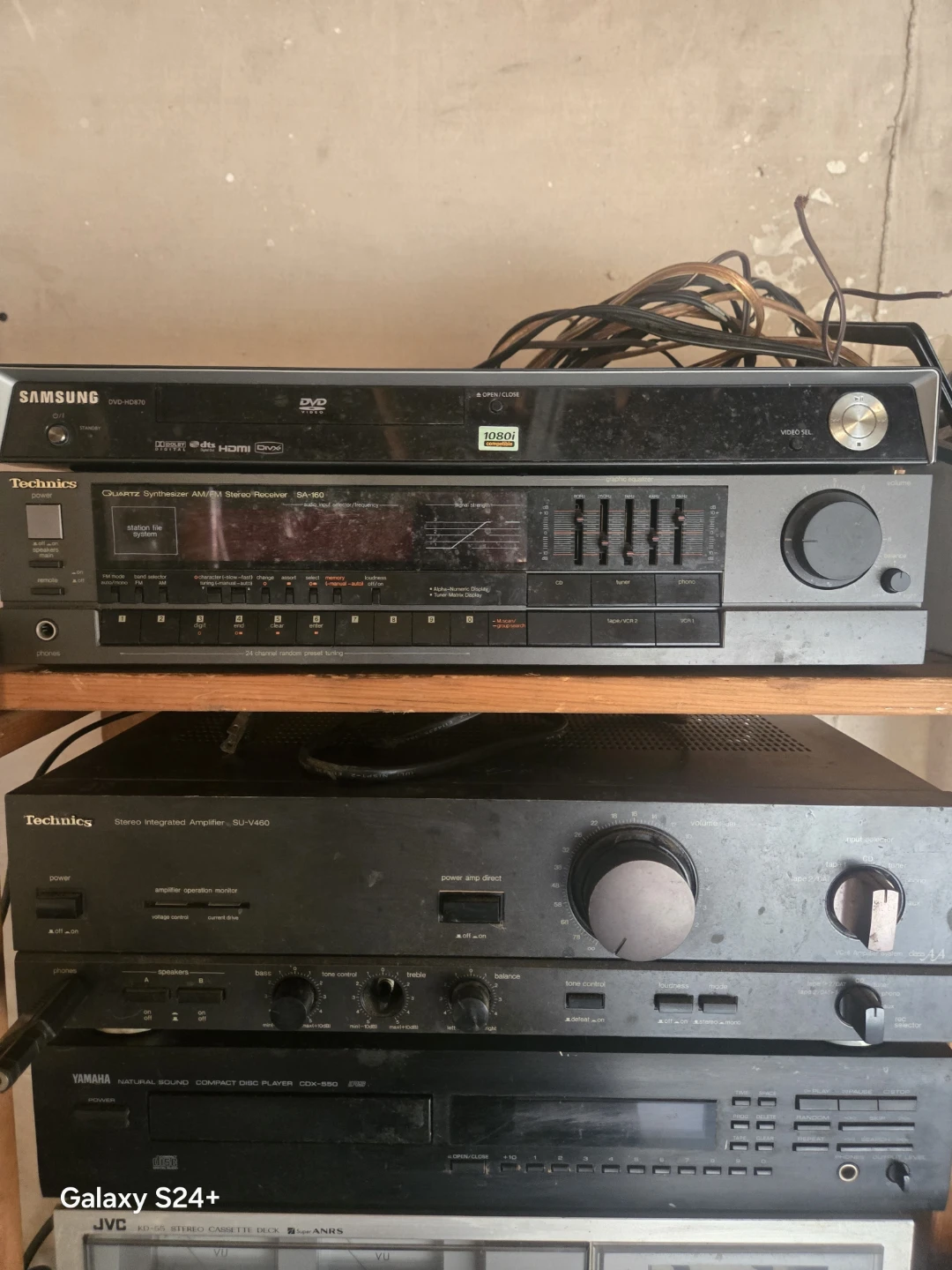 Technics Quartz Synthesizer AM/FM Stereo Receiver SA-GX100 - photo 2
