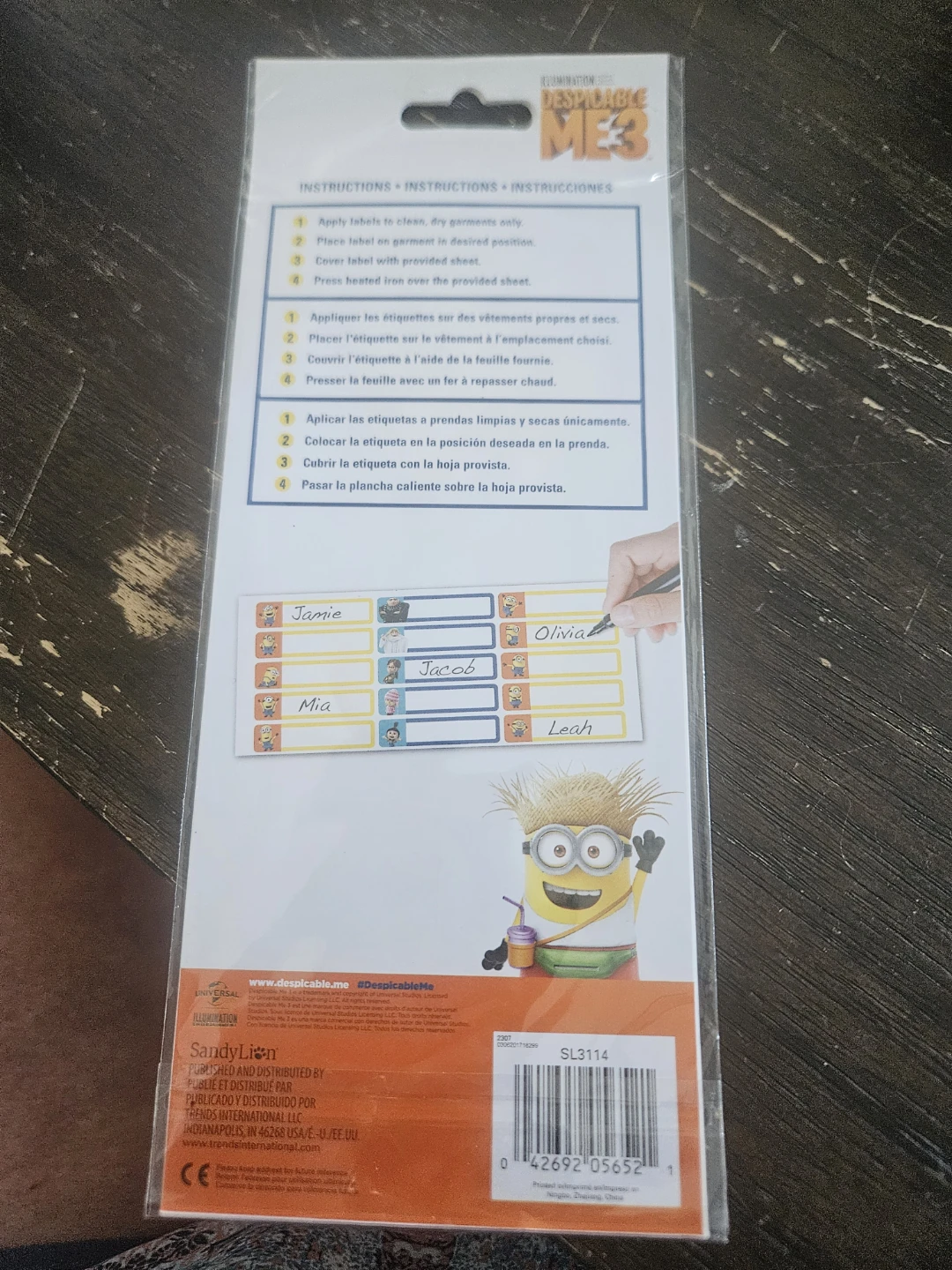 Despicable Me 3 Iron-On Labels, summer camp.... - photo 2