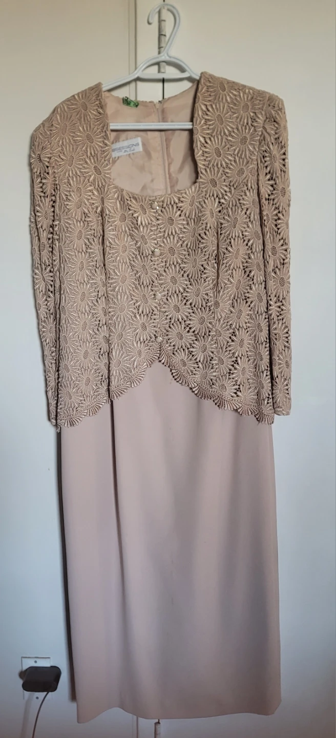 Beige Lace Overlay Dress with Matching Jacket - photo 2