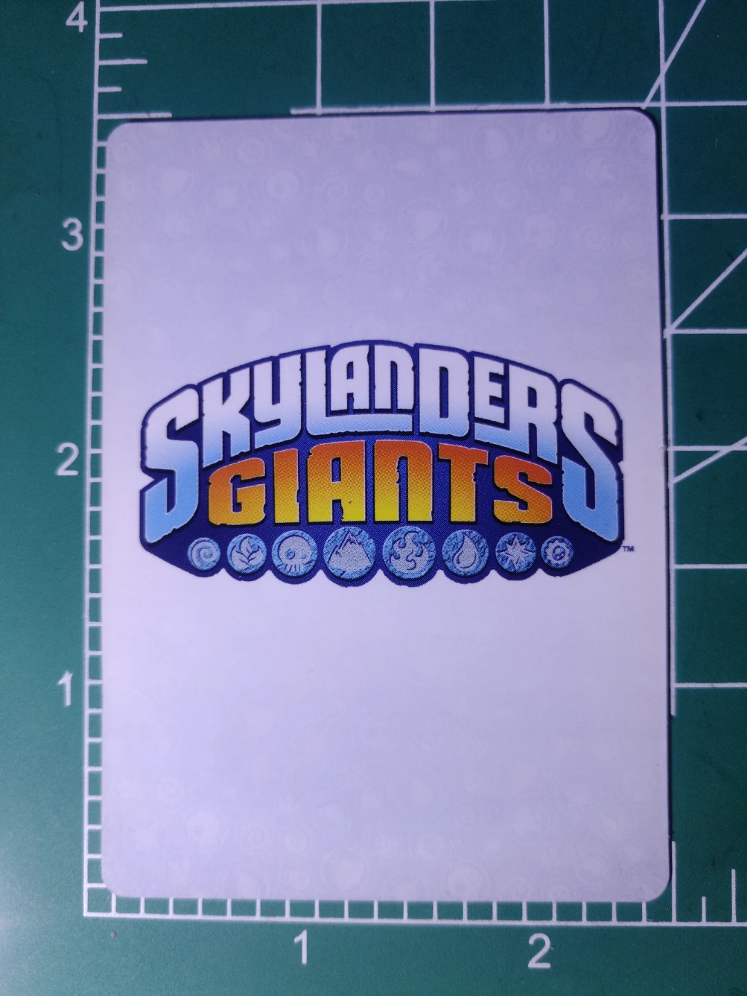 Skylanders Giants Cynder Trading Card - photo 2