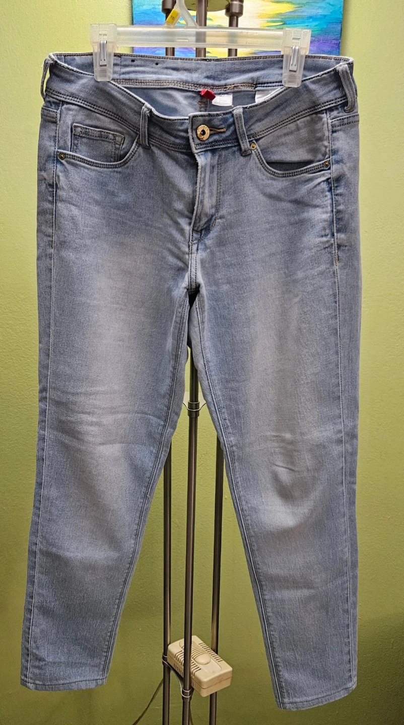 Divided by H&M Light Wash Jeans