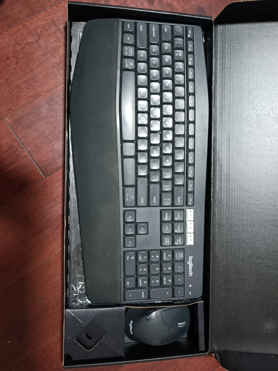 Logitech Keyboard and Mouse Combo - photo 4