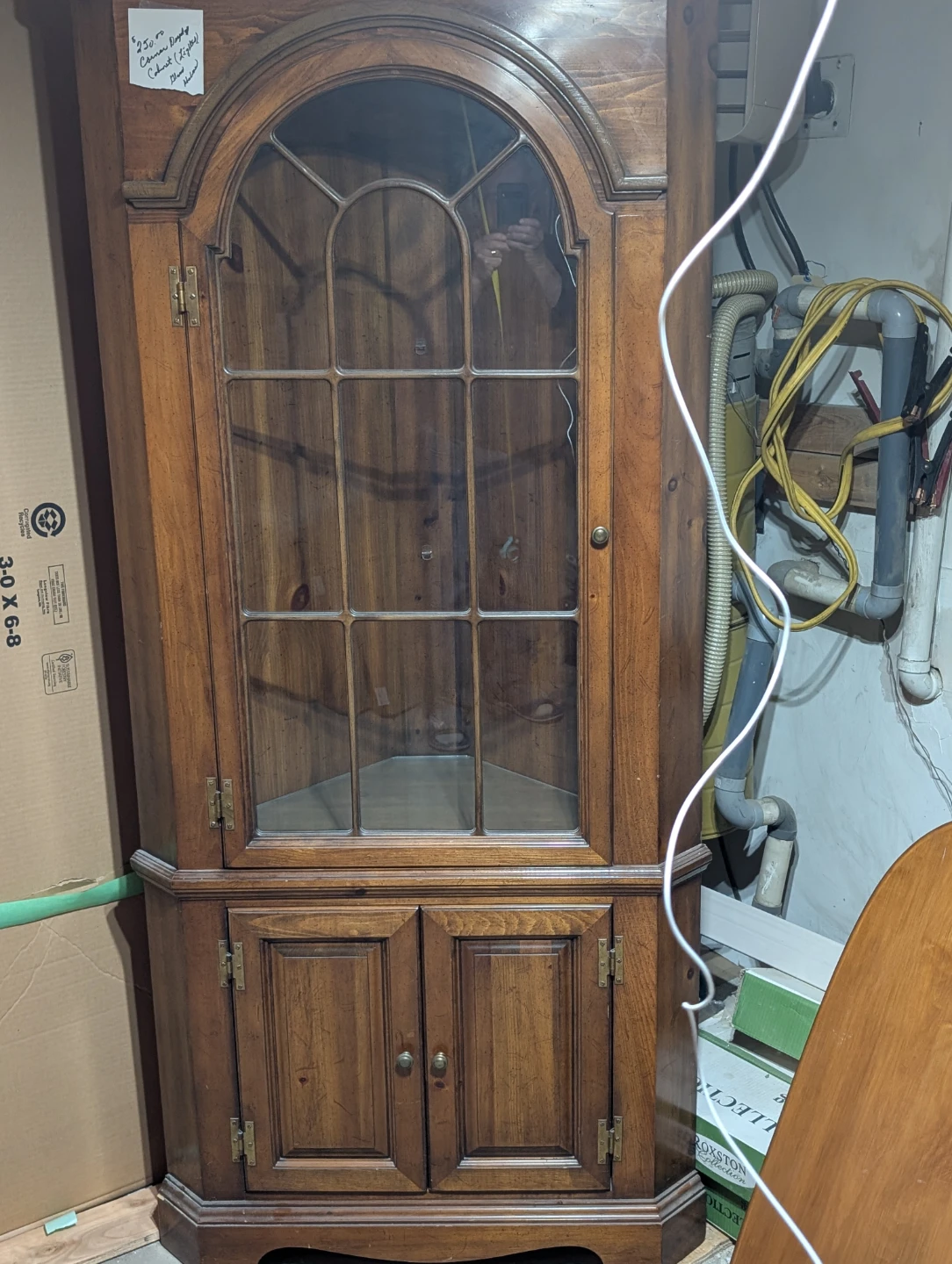 Corner lighted curio cabinet - photo 2