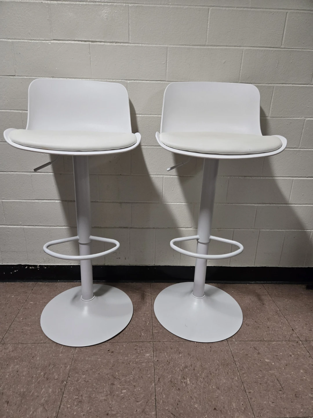 Modern White Swivel Bar Stools - Adjustable Height (Set of 2) - photo 2