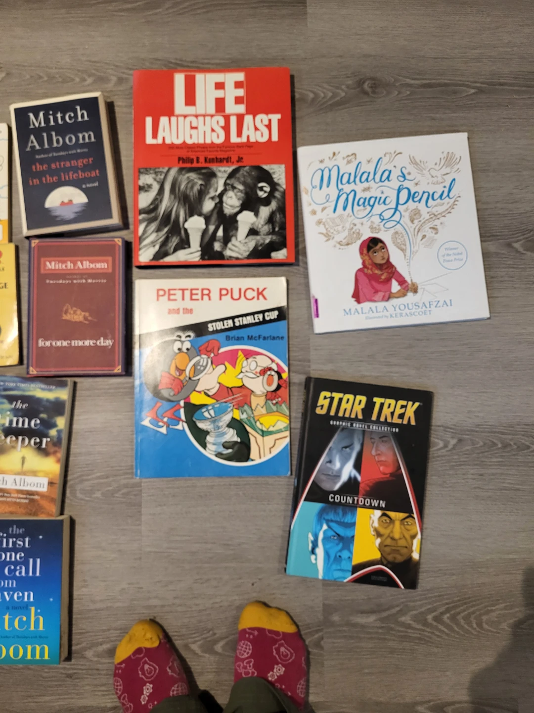 Collection of Books: Mitch Albom, Star Trek, and more - photo 2