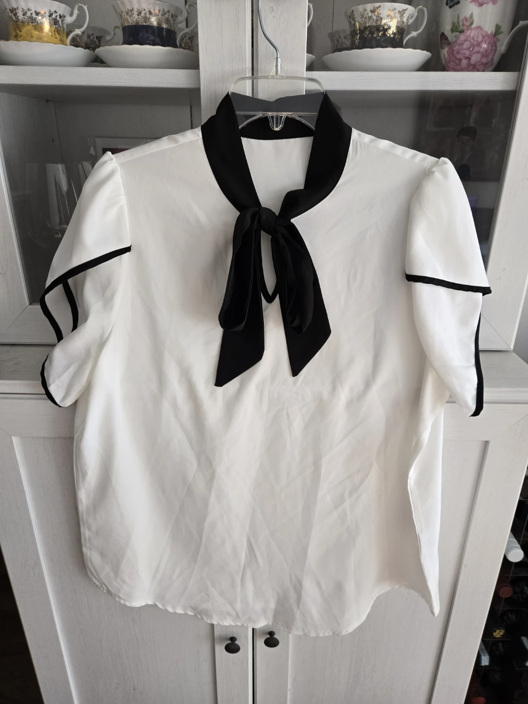 Emery Rose Women's White Collar Neck Blouse - Size L - photo 3