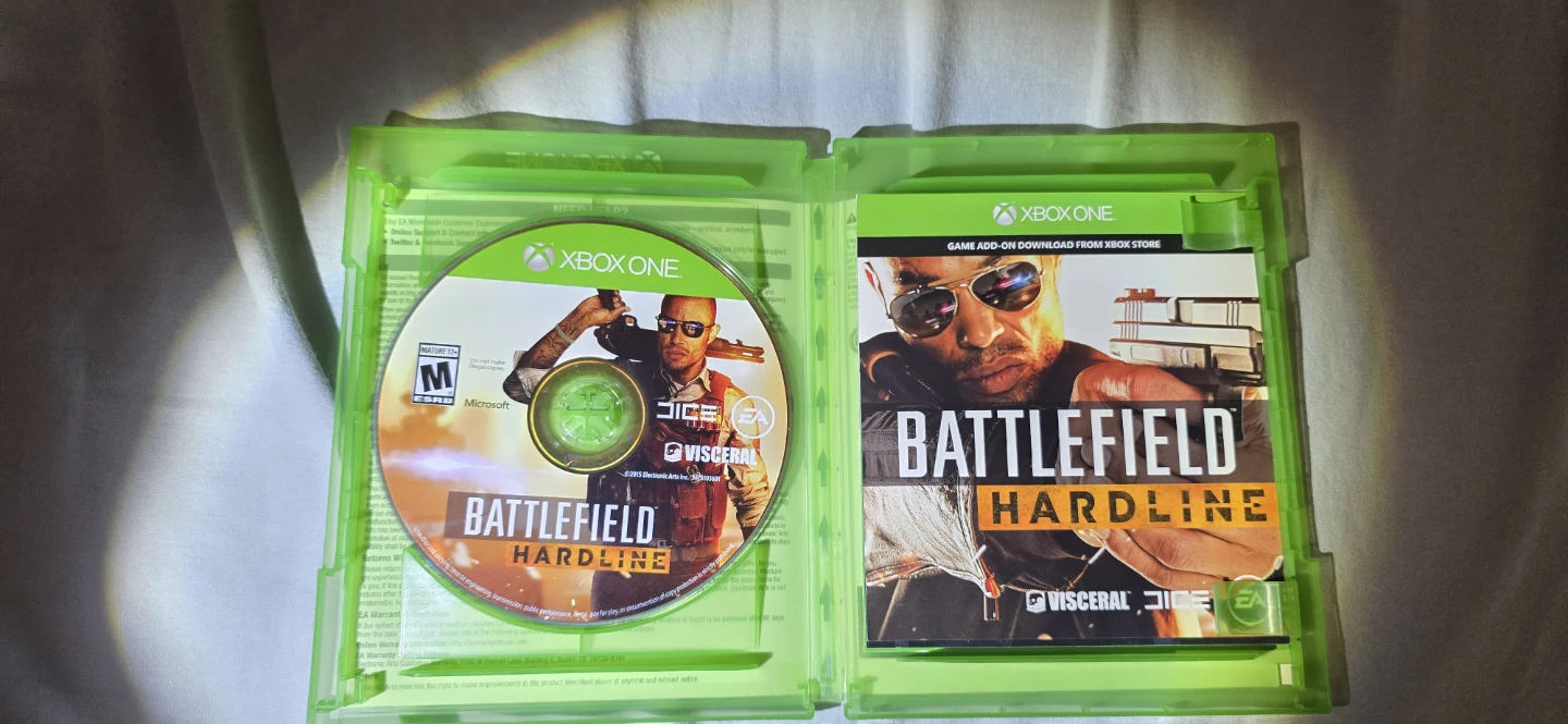 Battlefield hardline - xbox one disc - photo 3